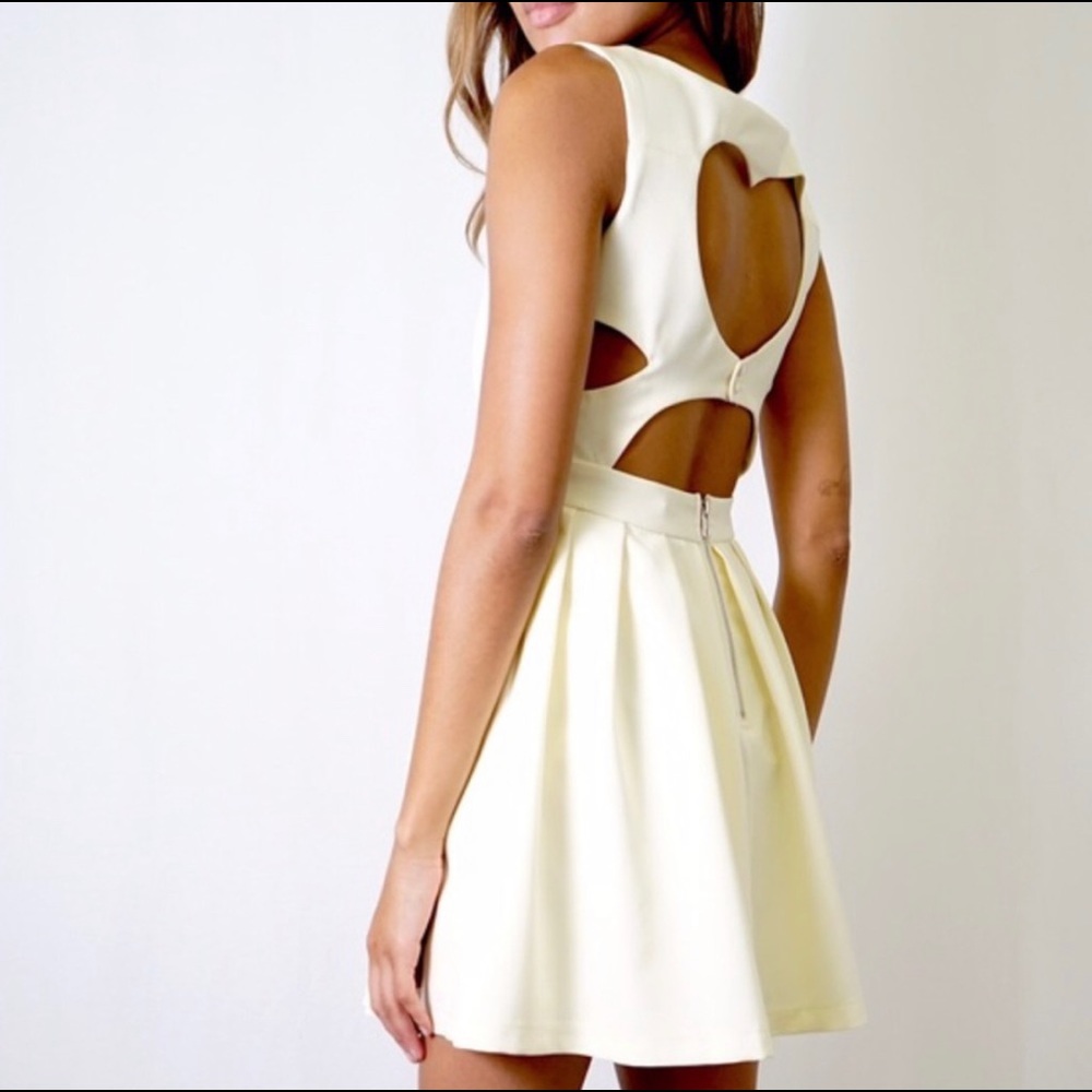 Tea & Cup Heart Cut Out Sleeveless Ivory Dress Size Medium NEW